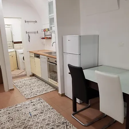 Apartment Studio Sisters3 4